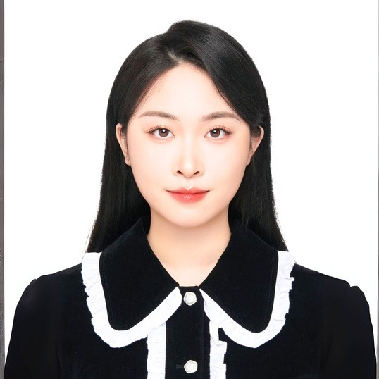 Ruiyi Ren 导师照片